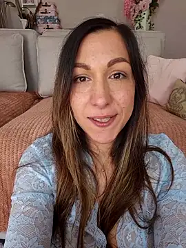 lola-roxx (F milf) - 1pic+2min control