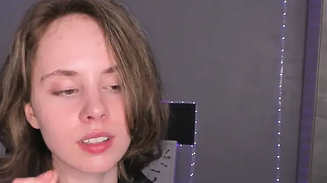 crystaleah - CrystaLeah's free webcam