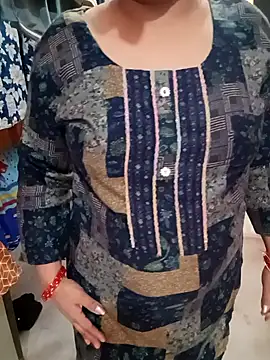 Gujju_bhabhi69