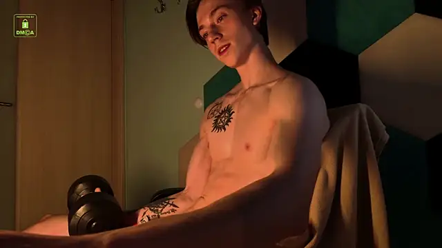 ares_pallini (M young) - a huge cumshow