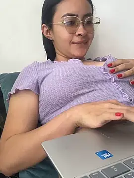 Webcam Model (Anni_Rose) is live