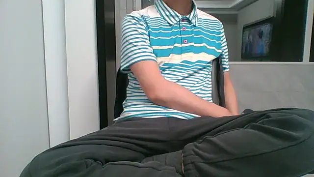 nole_china7 (Ask my age) - talk / fun / cum