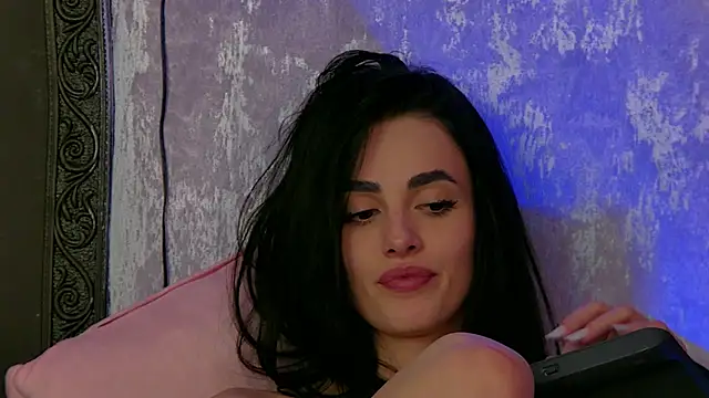 nadineray - NadineRay's free webcam - UK Sex Cams