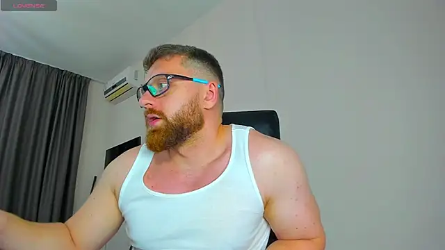 findom_guy (M young) - hard cock