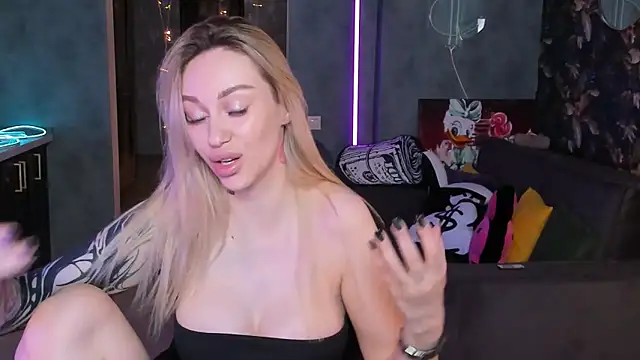 blckmirrorr - Blckmirrorr's free webcam - UK Sex Cams