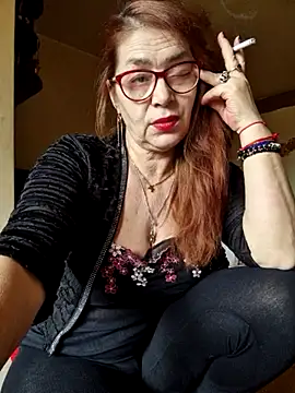 Love_Tina_Foreve... Live Webcam on Stripchat