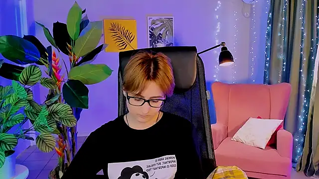 lixeluna - LixeLuna's free webcam