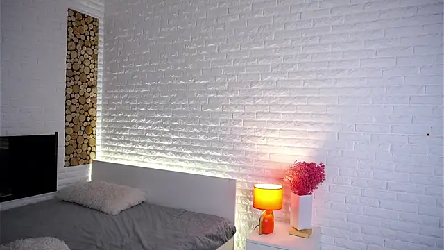 kourtneyrevira - KourtneyRevira's free webcam