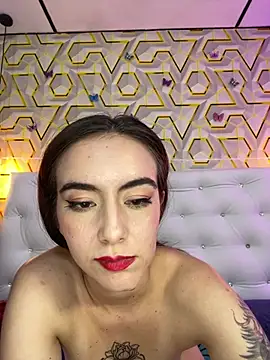 Webcam Model (MelanyyJhonson15) is live