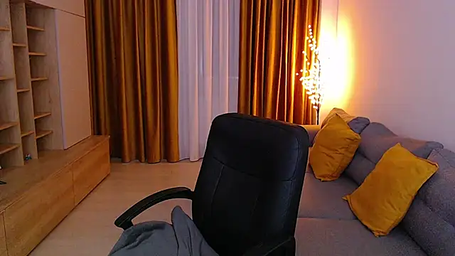 Preview of _mia_adams