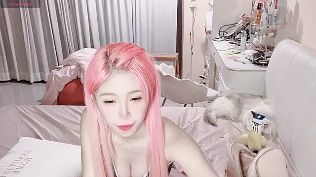 jiajia_0902 (F young) - 閃現BB><看一線白虎粉穴嫩BB