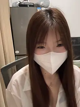 _xiaoxinxin_ (F young) - 重生之我是赌神 不服来战！！（转盘比大小）你转我手摇