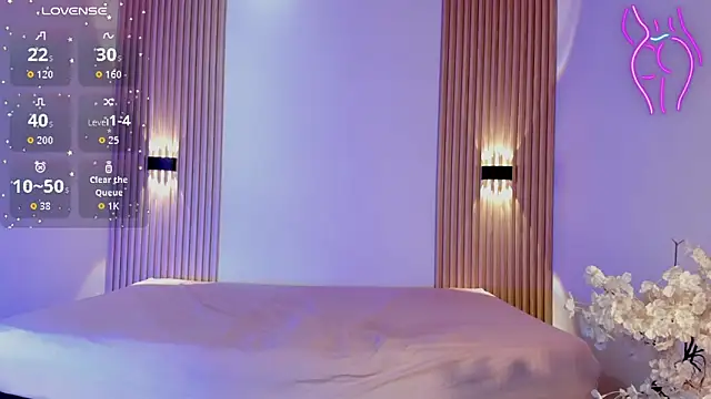 laylaember - LaylaEmber's free webcam