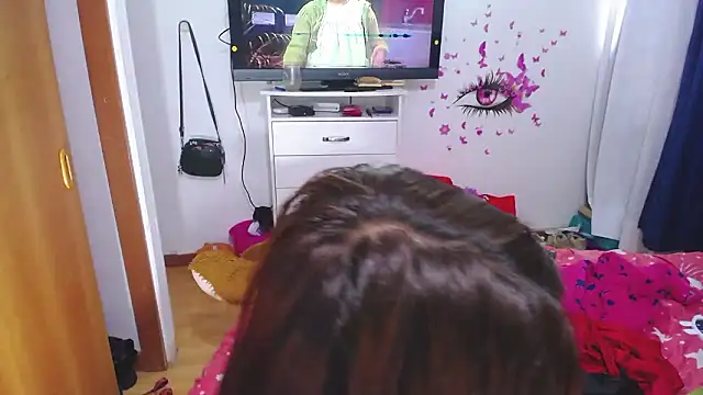 yunhot_ - Yunhot_'s free webcam