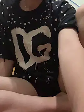 dolicegirl2k - DoliceGirl2k's free webcam - UK Sex Cams