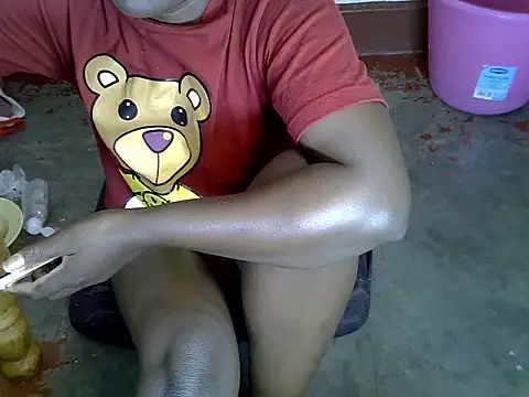 sweetaggy2 - Sweetaggy2's free webcam - UK Sex Cams