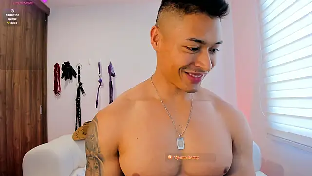 abu_dhabi_21 (M twink) - cum-clouds and ass-屁股精液和云