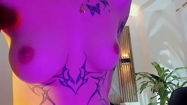 melodylanee - Melodylanee's free webcam - UK Sex Cams