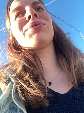 stripcouplee - Stripcouplee's free webcam