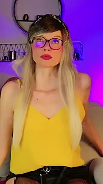 🥵OBJECTIF : FAIS MOI BATTRE MON RECORD DE SQUIRT  🥵 FAV TIPS : 11-22-33-55-69-111-222-333-555-1111