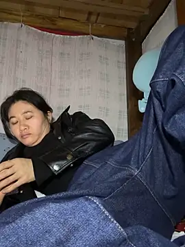 daaqnn (F milf) - 大逼吃手