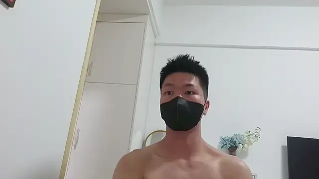 185小鲜肉洗澡，撸，粗口，脚