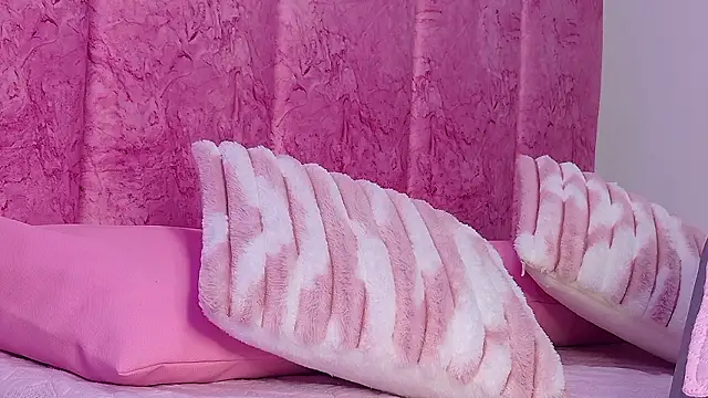 kendal_rossi - Kendal_rossi's free webcam