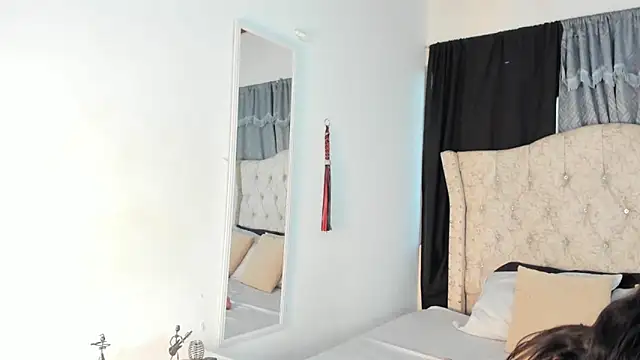 aleja_spearsx - Aleja_spearsx's free webcam - UK Sex Cams