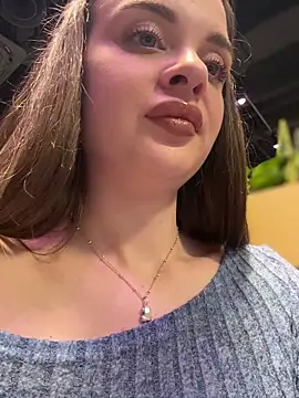 kristirich - KristiRich's free webcam - UK Sex Cams