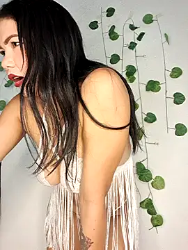 Webcam Model (Susy_em)  is live.Free join now!