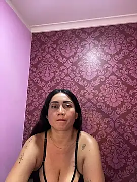 juliana_diaz - Juliana_diaz's free webcam - UK Sex Cams