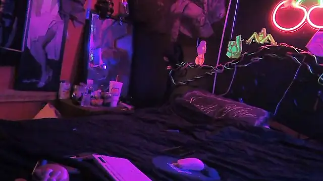 daddyandsplashqueen (Ask my age) - Shake This Phat Ass For U