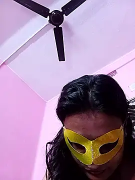 gullapi - Gullapi's free webcam - UK Sex Cams