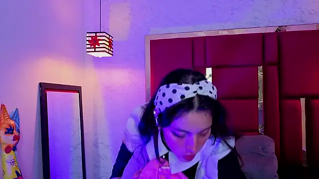 moon_winy - Moon_winy's free webcam - UK Sex Cams