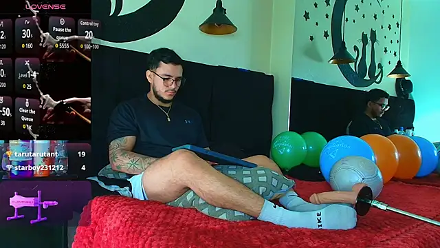 jeisonstark (M young) - show ass and cock😍🍆🍑