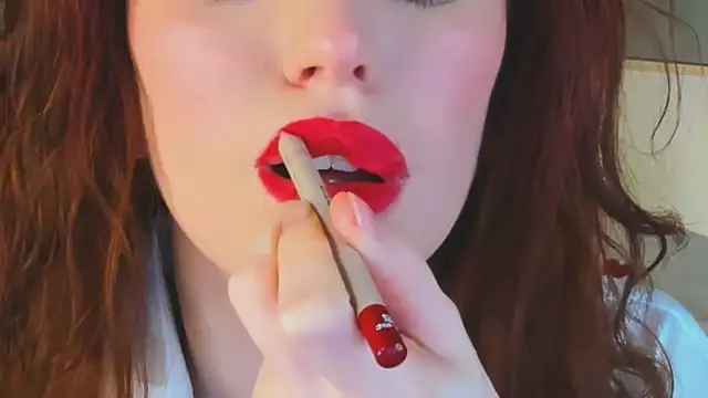 christinaconteeree - ChristinaConteeree's free webcam - UK Sex Cams