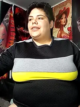 Webcam Model (Hailey_Curvy)  is live.Free join now!