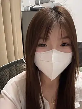 _xiaoxinxin_ (F young) - 重生之系统在手 气运之子不服来战!(转盘比大小)你转我摇