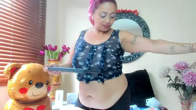 Maye_Milf_ live sex cam