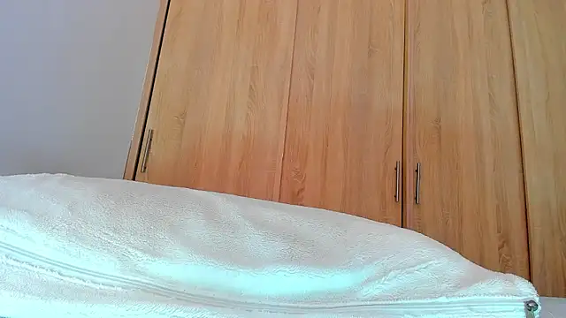 Austin_Bitch live sex cam