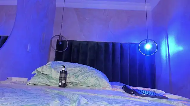 EmmaJhoons live sex cam