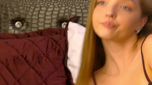 virginiecruz - VirginieCruz's free webcam - UK Sex Cams