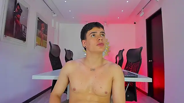 benitosaenz - BenitoSaenz's free webcam - UK Sex Cams