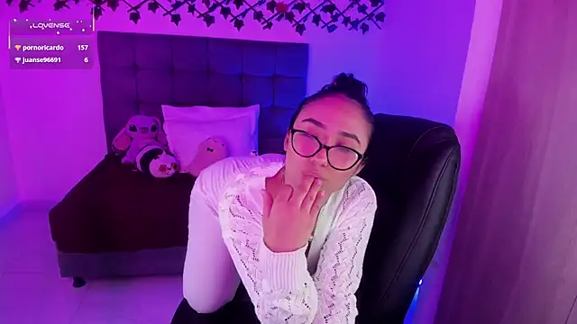 charlotte_keyss webcam