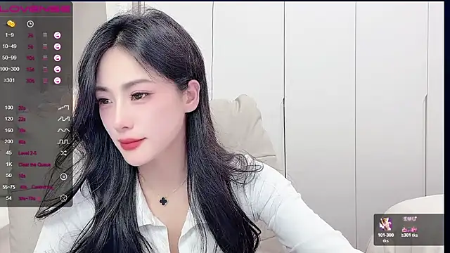 uuxiaocai's Stripchat show and profile