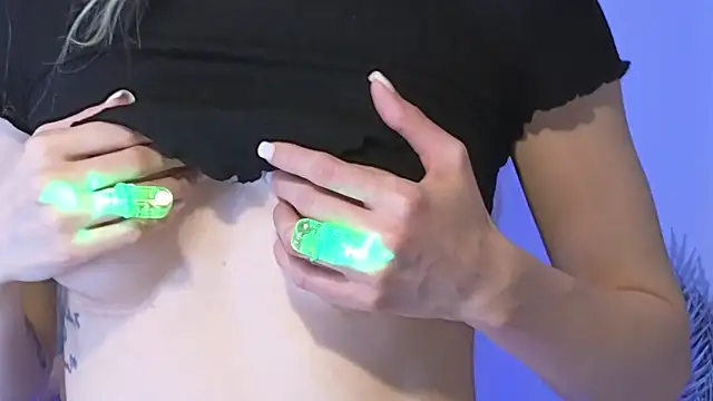 karmaarms (F young) - Ride Dildo !!!!⏳🔥