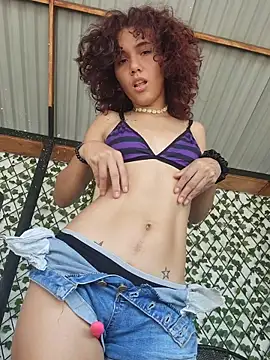 isabella_stark (F young) - Domi control ON MY CLIT until squirt 💦✨