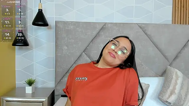 sammy_fit_ (F young) - Show my sweet tits+ put my clamps