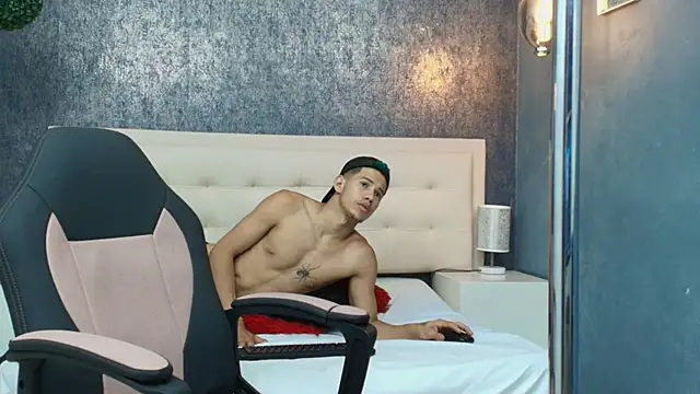 Erick_Zhimerman live sex cam