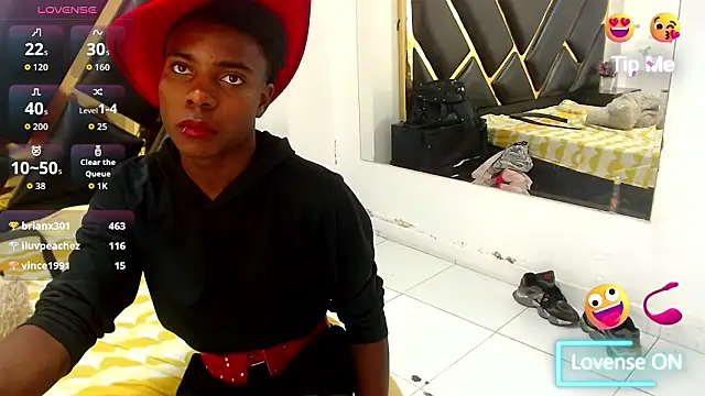 noahjhonson69 (M young) - spank my ass